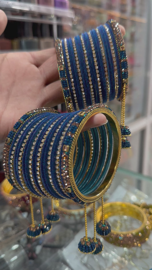 Hanging Bangles set