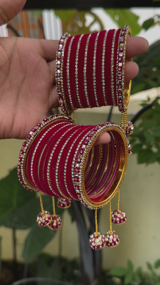 Hanging Bangles Set